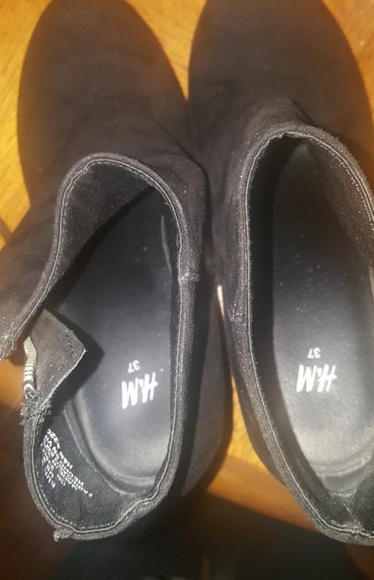 Black fuax suede ankle boots - Picture 4 of 5